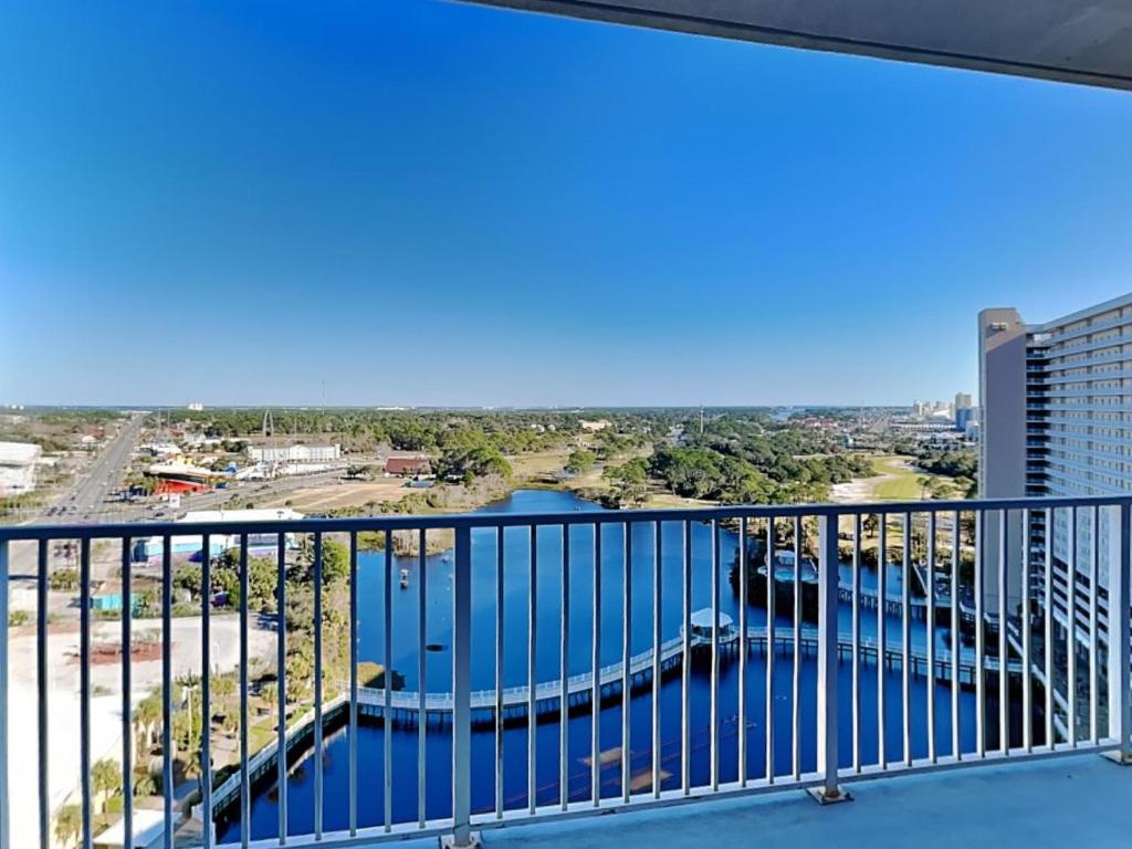 Laketown Wharf 1633, Panama City Beach (updated prices 2026), image size:1024x768