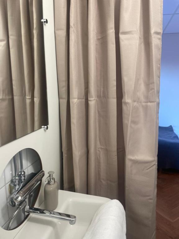 Ewa & Maude Hotel - Resim 35