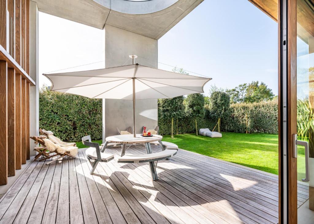 Zahrada ubytování Villa Picasso - Lux Living