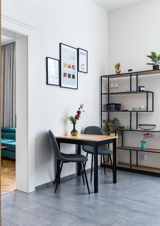 Fotografie z fotogalerie ubytování Stay2gether City Buzz Apt - O2 arena - Sleeps 6 v Praze