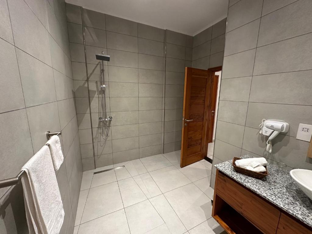 Koupelna v ubytování Aran Apartments