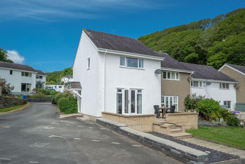 TyGwyn, Porthmadog (updated prices 2024)