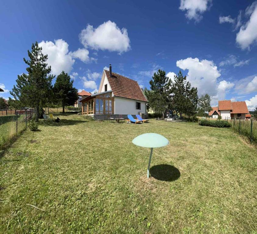 Holiday house Zmajevac (Tornik, Zlatibor) - Villa De Dos Dormitorios