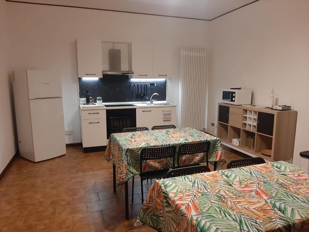 Kuchyň nebo kuchyňský kout v ubytování Locanda di Cornoleda