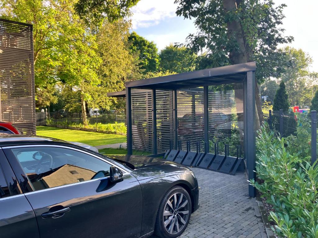 Zahrada ubytování Villa Meteo, FREE PARKING , SAUNA