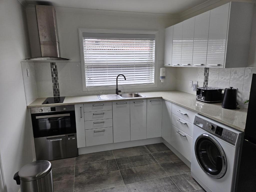 Redwood Apartments - Resim 13