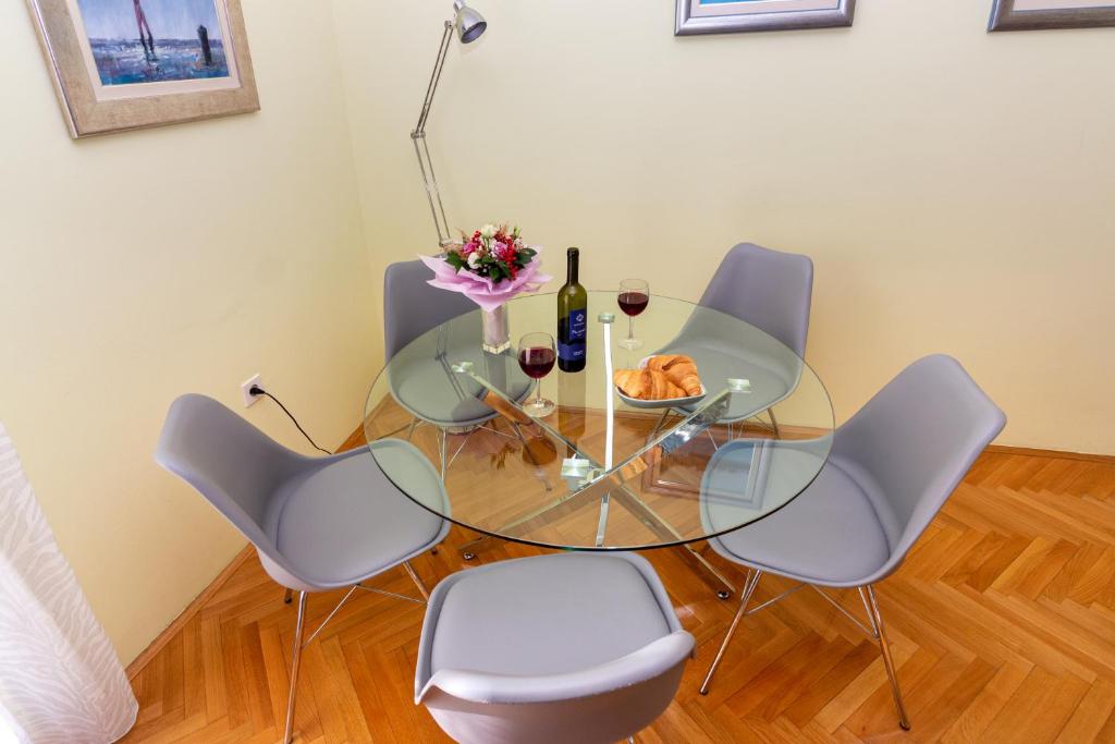 Posedenie v ubytovaní Apartment Fortunella
