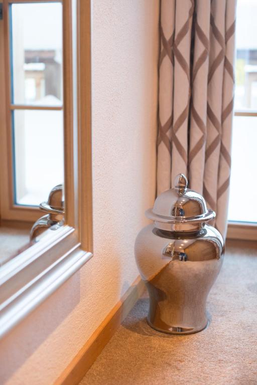 Foto sihtkohas Zug asuva majutusasutuse Circle Chalets Arlberg galeriist