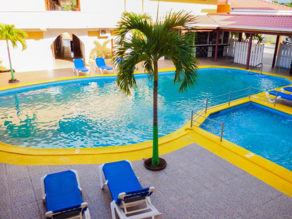 Bazén v ubytování Hotel Partenon Beach nebo v jeho okolí