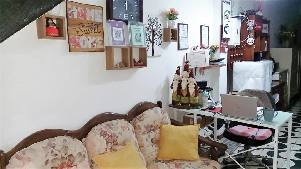 Posezení v ubytování Anccalla Inn Guesthouse