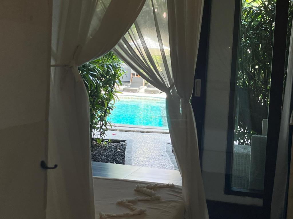 Bazén v ubytování Pearl Boutique Hotel Adult only nebo v jeho okolí