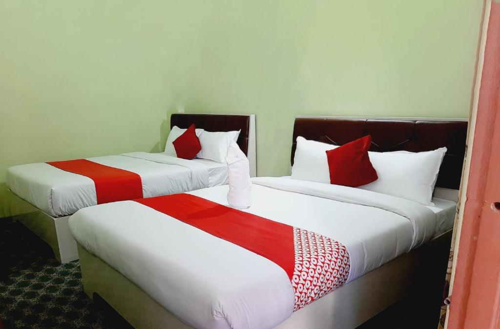 Hotel Lake n Yeti, Pokhara (updated prices 2024)