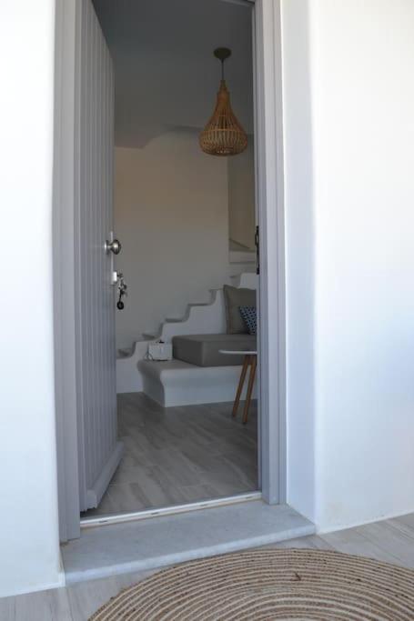 Koupelna v ubytování White Nadora Naxos Villa