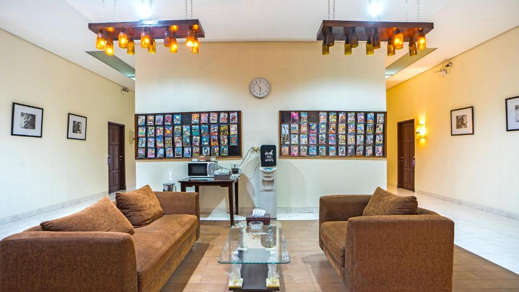 Posezení v ubytování Jambuluwuk Residence Pakubuwono