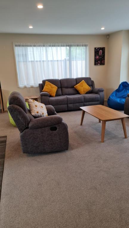 Posezení v ubytování 3 bedroom home away from home in Palmerston North