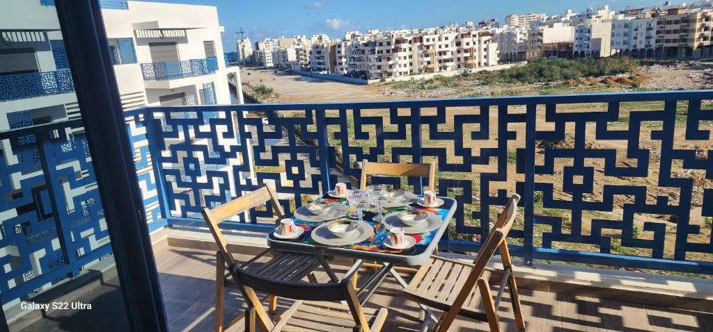 Balkón nebo terasa v ubytování Super appartement vue sur mer et à 2 minutes de la plage de Martil.
