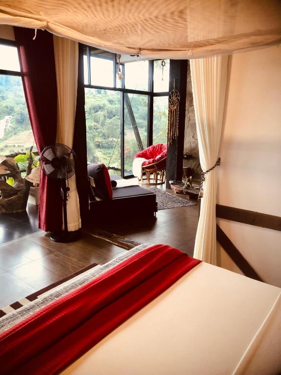 Romance in Ella - 13