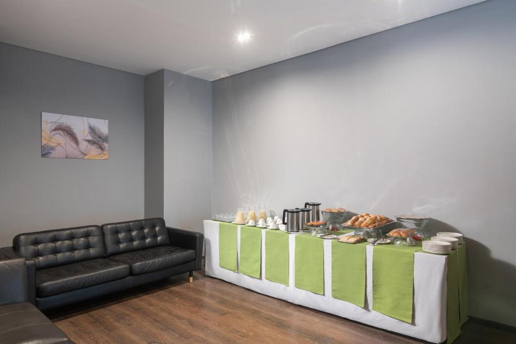 Dhara Residence E2 Lodge Hotel - 16