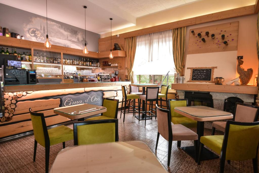 Posezení v ubytování Hotel Cima d'Oro