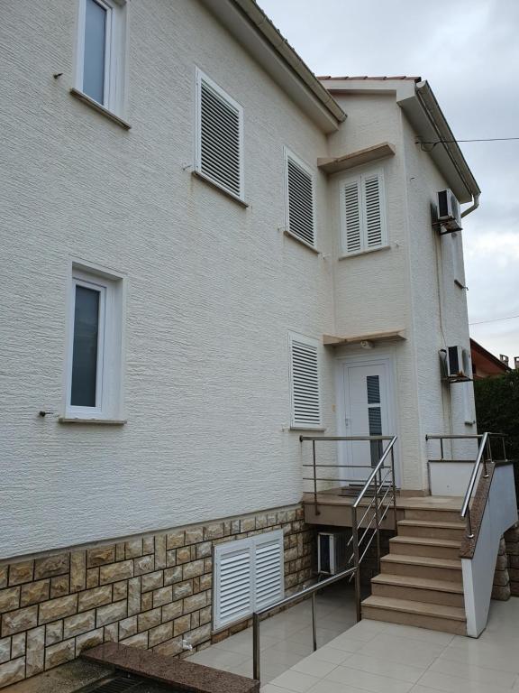 Balkón nebo terasa v ubytování Apartmani Nada