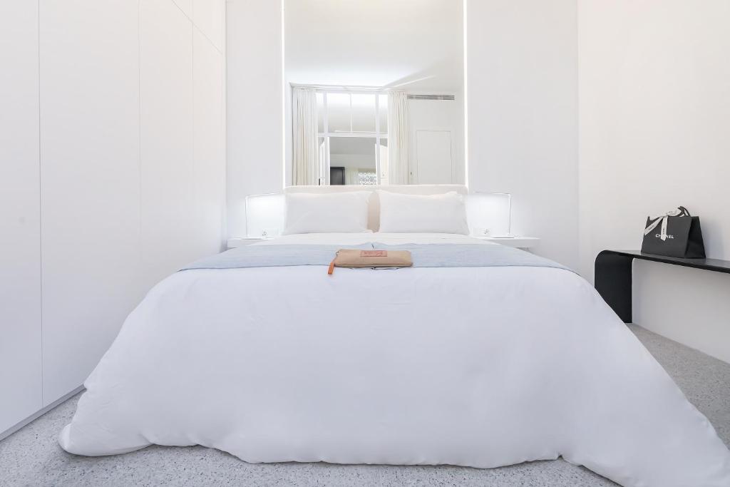 BHost - Lumière Suites - 12