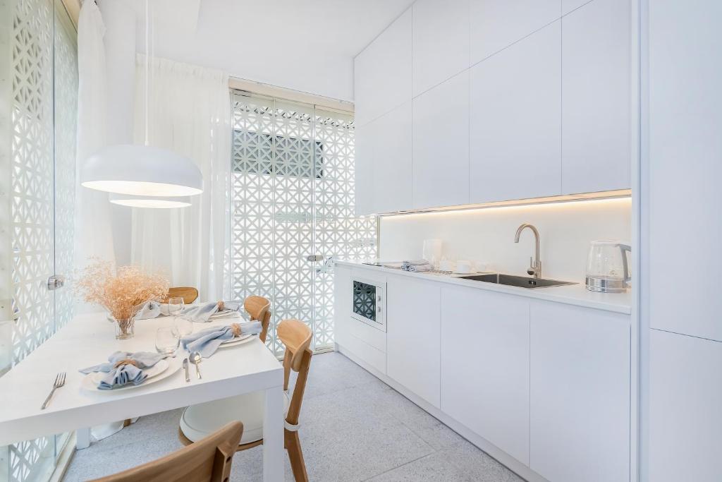 BHost - Lumière Suites - 9