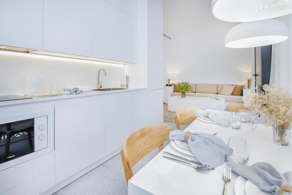 BHost - Lumière Suites - 5