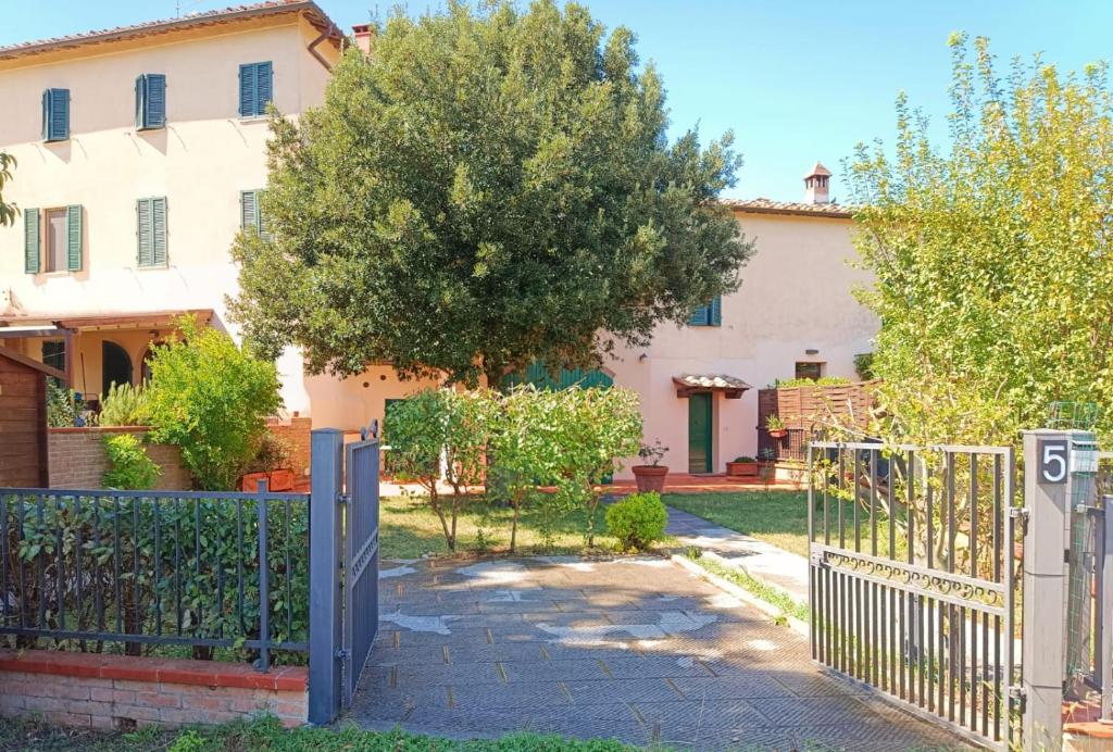a gate in front of a house at Gest Short Rent Siena 5 in Siena