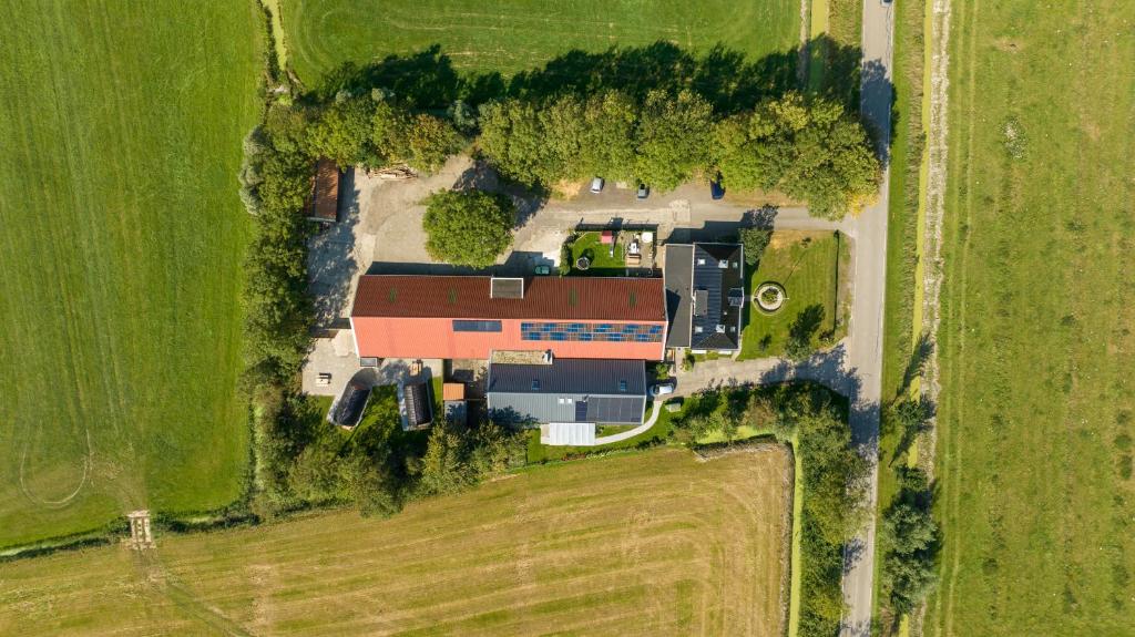 Letecký snímek ubytování Camping pod: Lyts Dekema 2