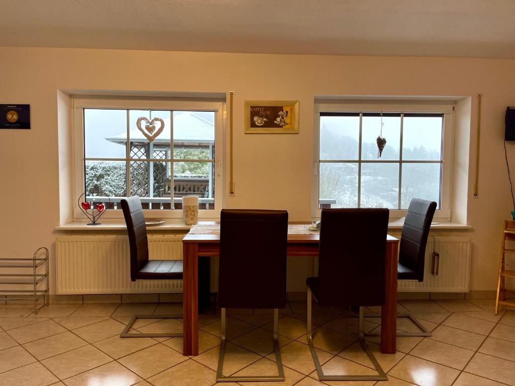 Fotografie z fotogalerie ubytování Ferienwohnung Tina v destinaci Nettersheim
