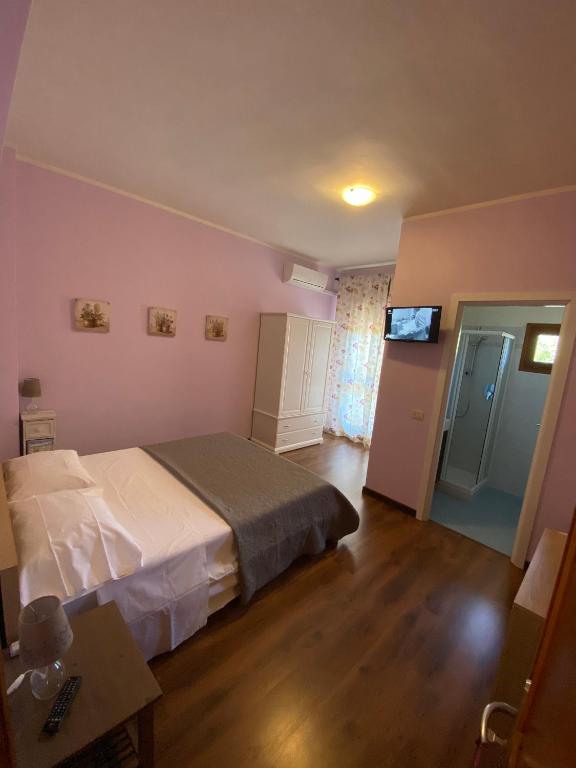Sogni e Colori - Double Room With Private Bathroom