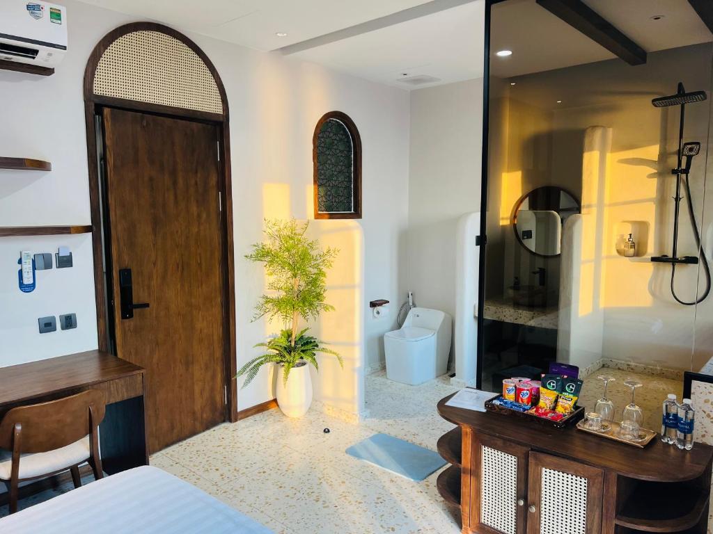 Lotus Home Cafe - 15