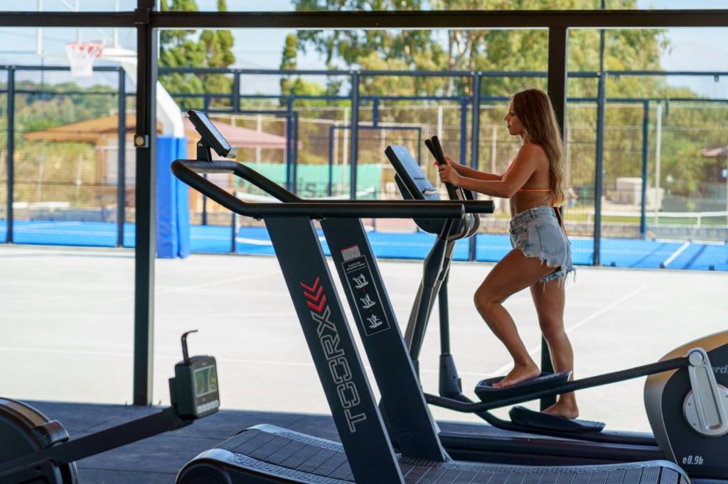 Fitness centrum a/nebo fitness zařízení v ubytování Argile Resort