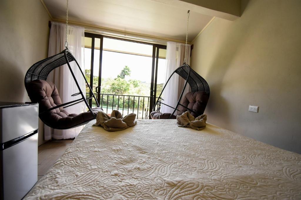 Cabinas Eddy B&B facilities