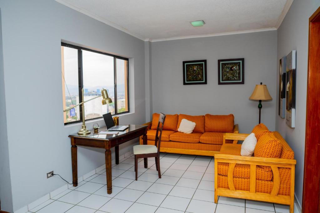 Posezení v ubytování Aparthotel Guijarros