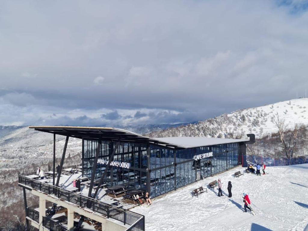 Crystal Resort B304 LUX v zimě