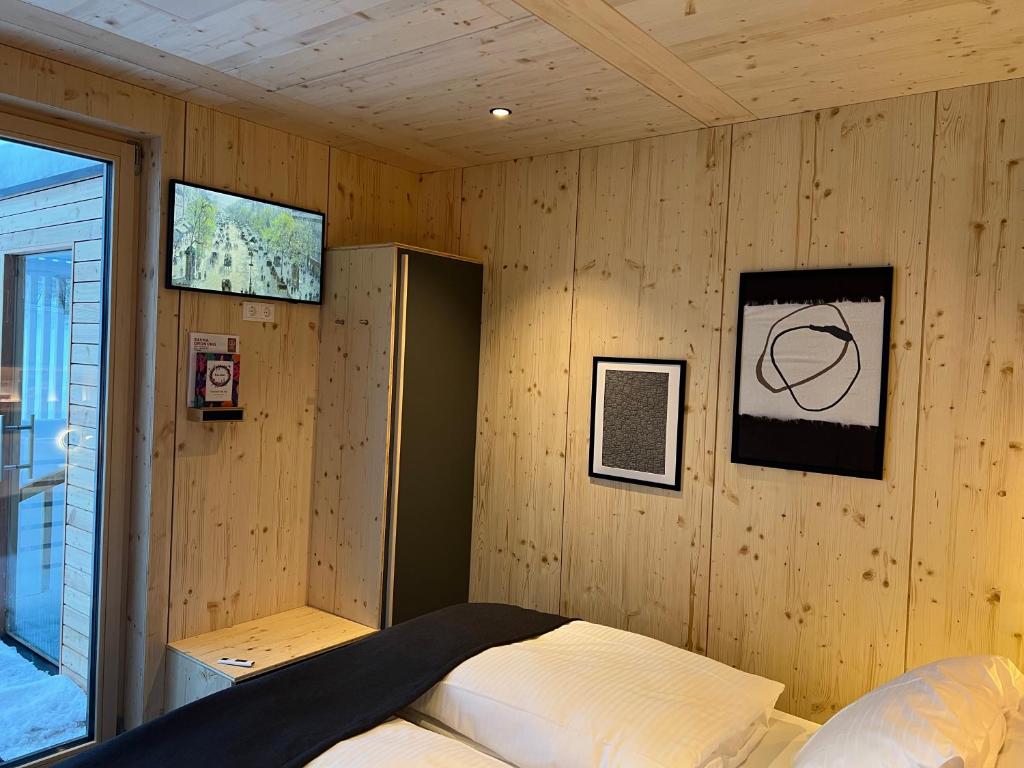 Postel nebo postele na pokoji v ubytování roo'n Lodges#KOLM