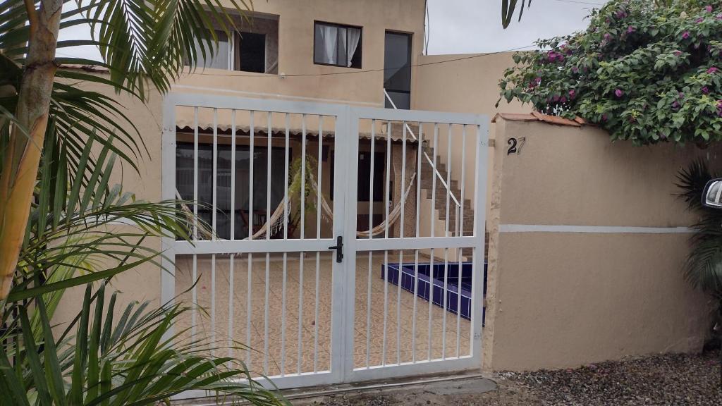 Fotografie z fotogalerie ubytování Santos house casa com dois quartos v destinaci Matinhos