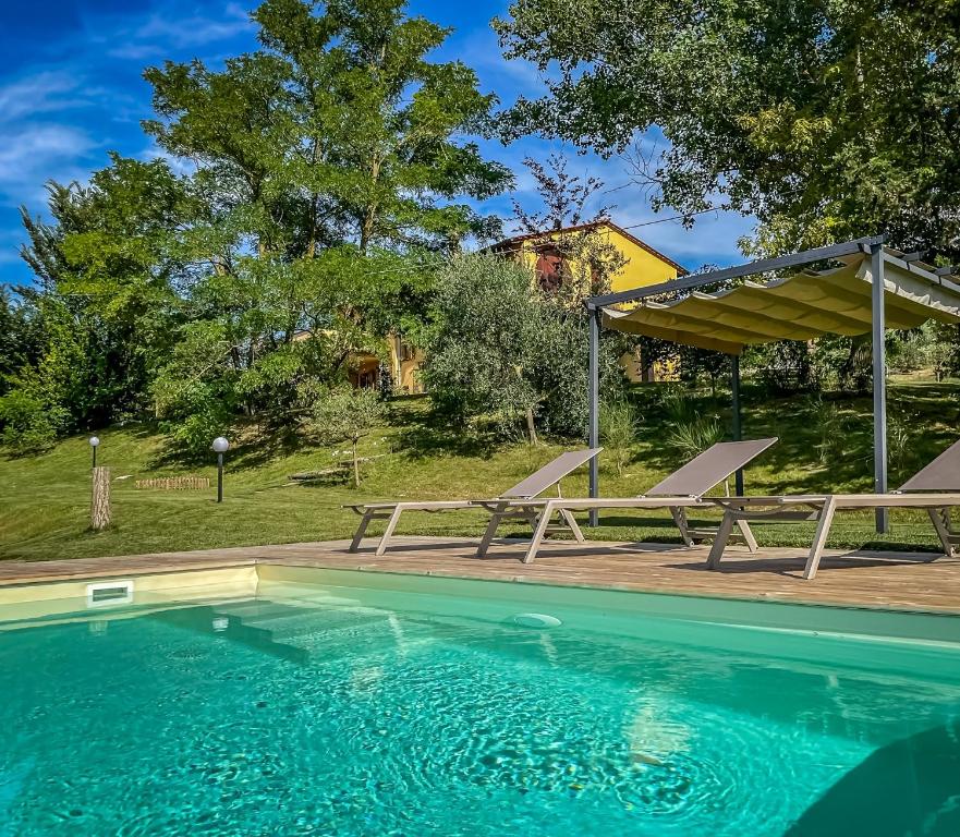 Bazén v ubytovaní Casale il Fontanellino - country house near Florence alebo v jeho blízkosti