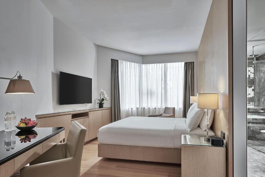 Singapore Marriott Tang Plaza Hotel - 两套床间套房,可使用泳池/Club休息厅