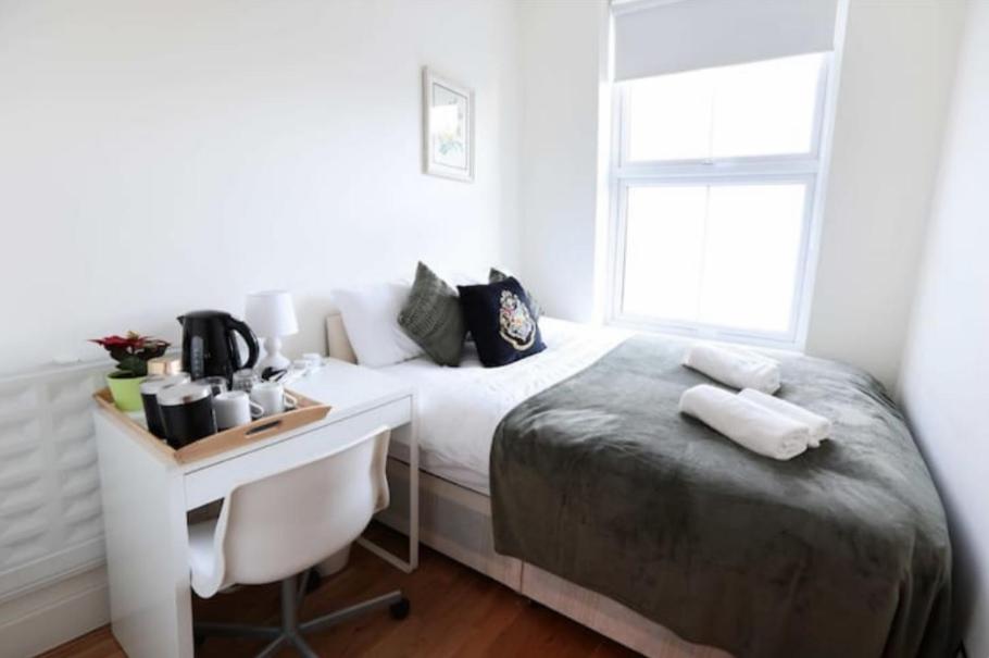 Comfy Private Bedrooms near Euston Station, Central London, London