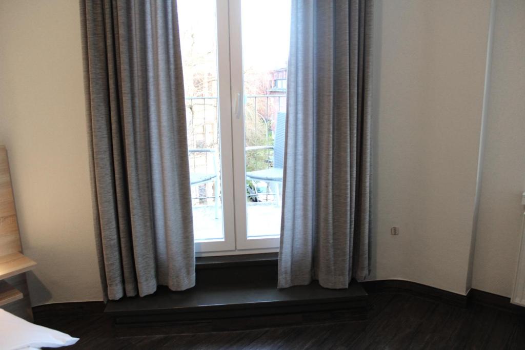 Hotel Mozart Bonn - Resim 11