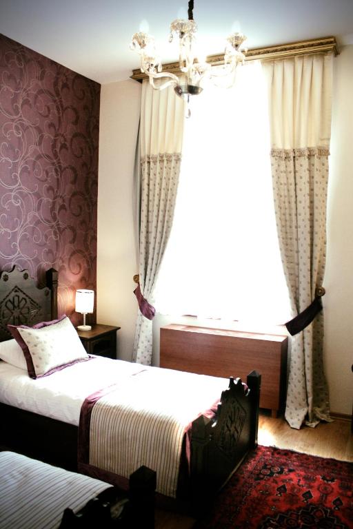 İsa Begov Hamam Hotel - 標準的なツインルーム