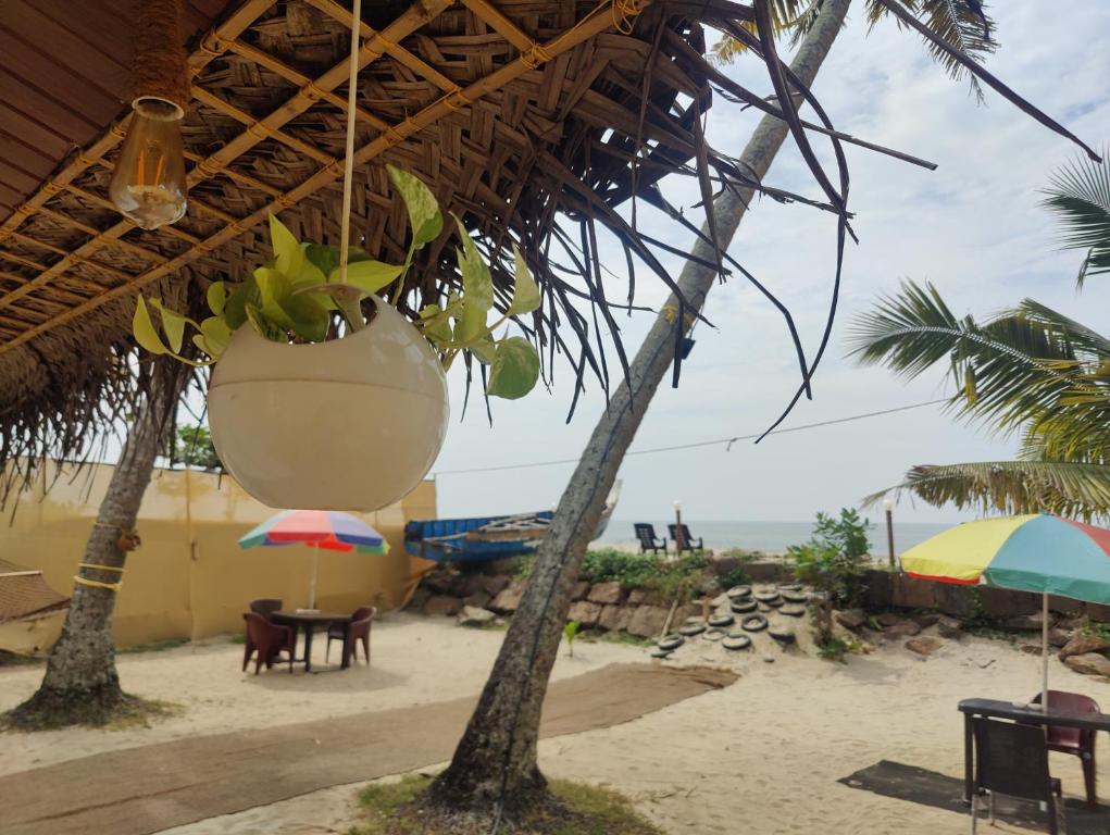 Tripsea Beach Villa - Deluxe Doppelzimmer Mit Balkon Und Meerblick