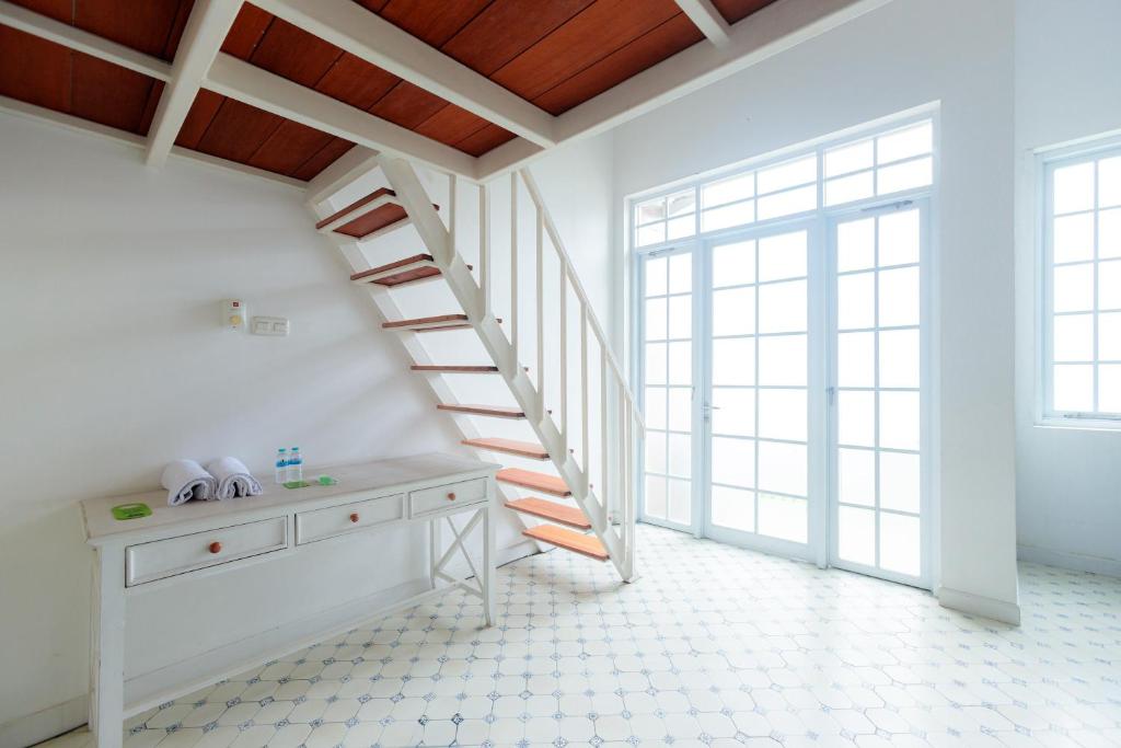 Fotografie z fotogalerie ubytování Urbanview Blessing Residence Surabaya by RedDoorz v destinaci Surabaja