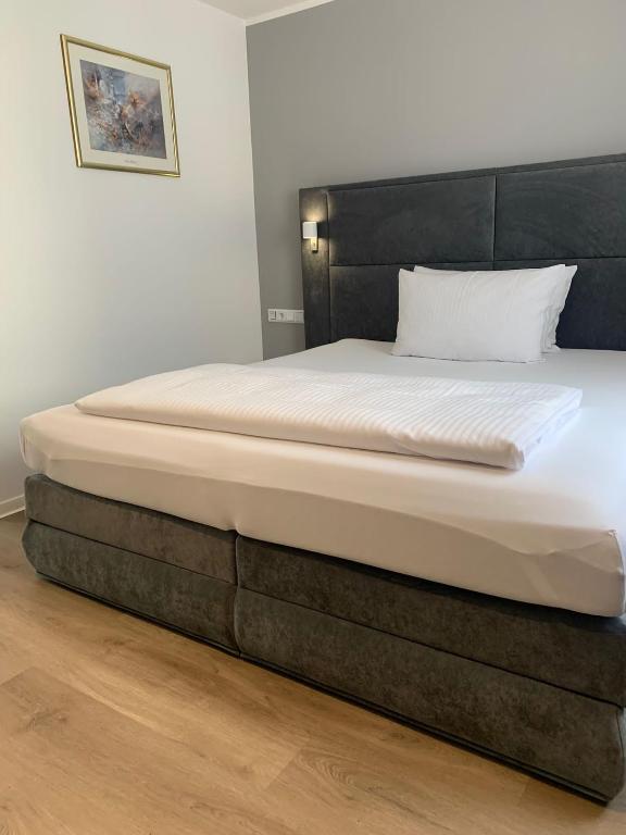 Hotel Wittlicher Hof - Deluxe Single Room