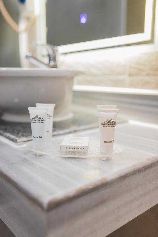 Titanic Beach - Families and Couples only - 14