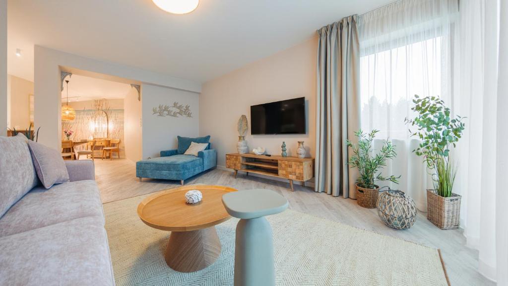 Prywatne apartamenty Sun & Snow w Maloves - Two-Bedroom Apartment