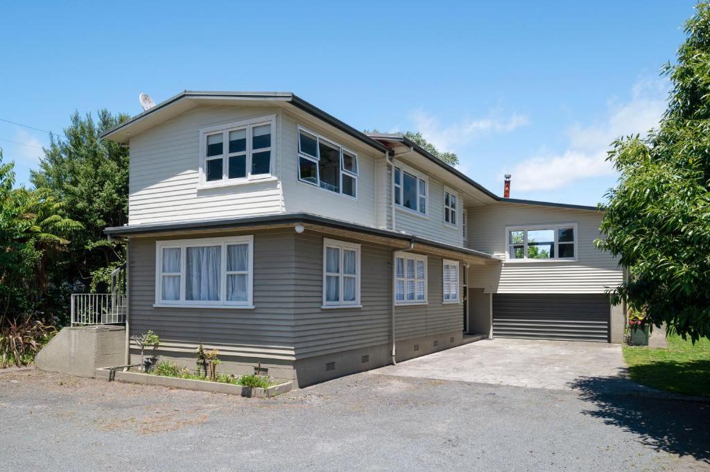 Pool House- Springfield - Resim 18