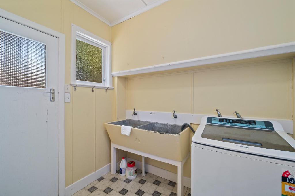 Pool House- Springfield - Resim 16